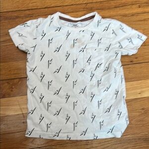 Primark Kids White Lightning Bolt T-Shirt bleach stain 5/6